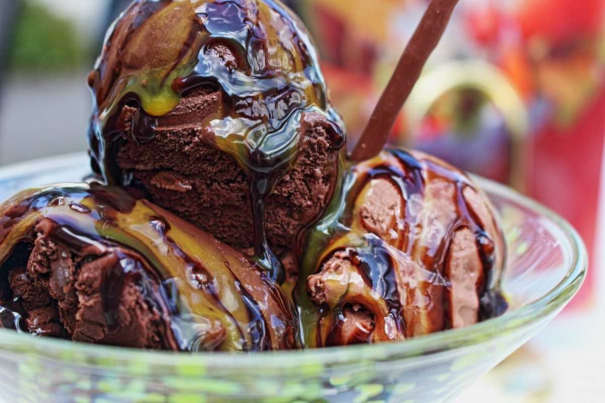 Из чего делают самое необычное и дорогое мороженое в мире?